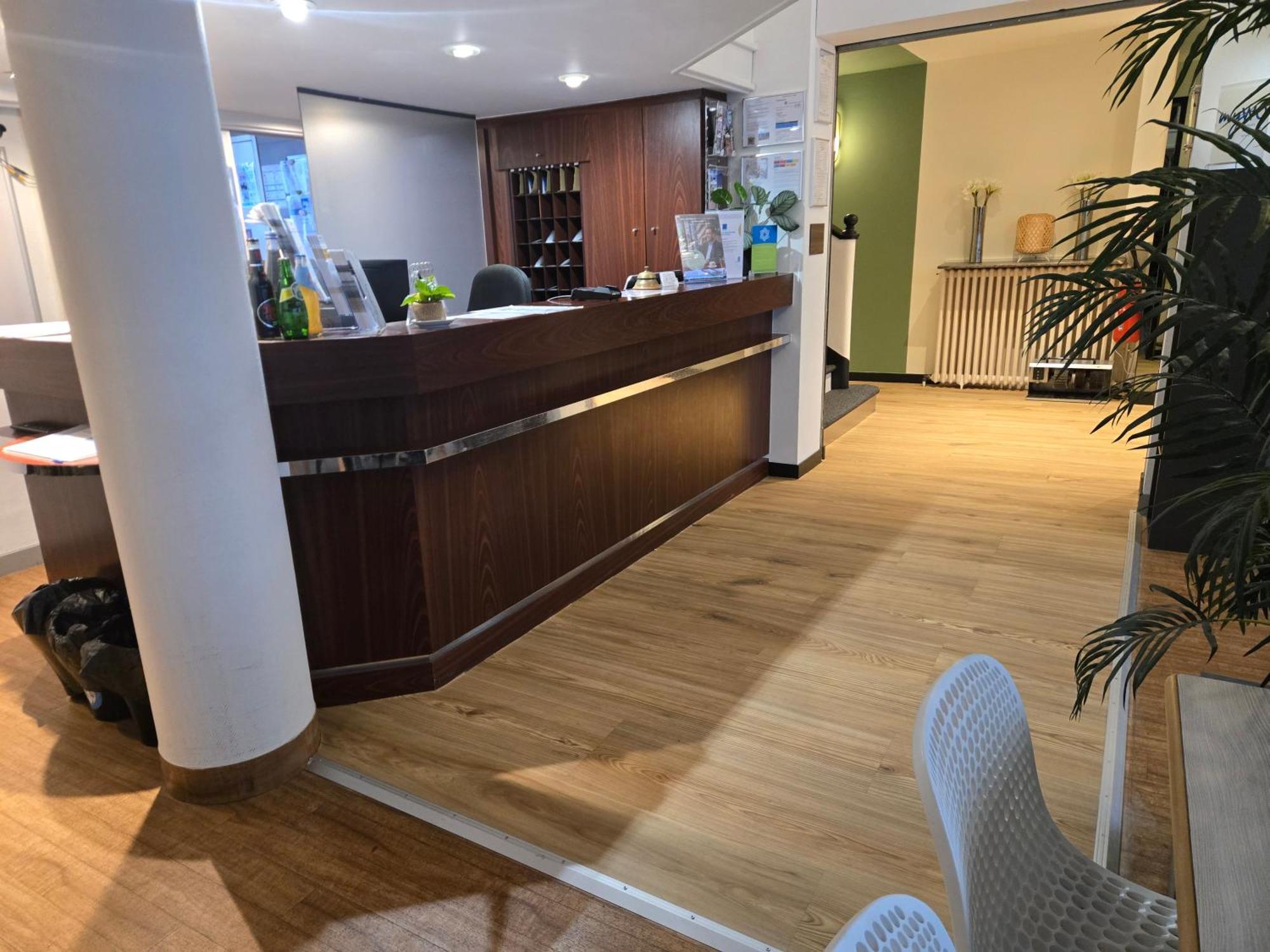 Sure Hotel By Best Western Lorient Centre Exterior photo